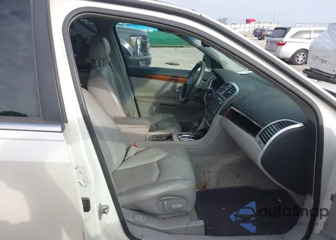 2008 Cadillac Srx V6 z USA, uszkodzony, nr VIN 1GYEE437080161378